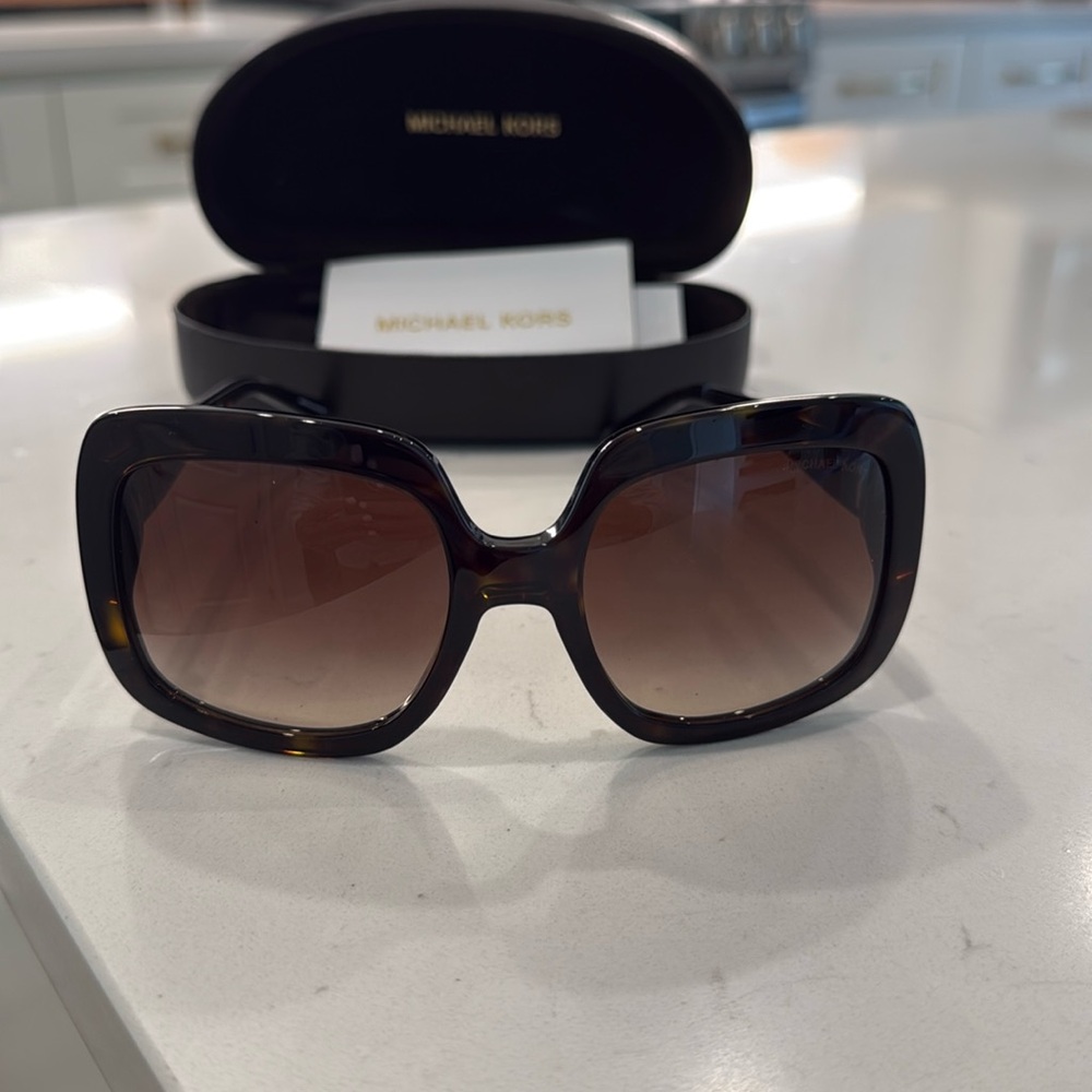 NEW!!!  Michael Kors Sunglasses MK2036 (Harbor Mist) with case.